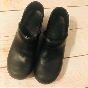 Dansko black leather clog - 38
